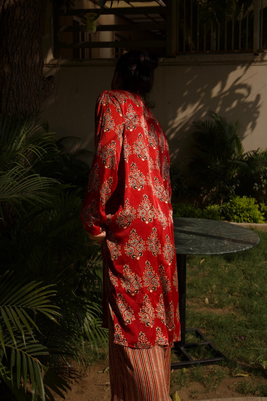 Gulnaar - Red Unisex Silk Kurta Set