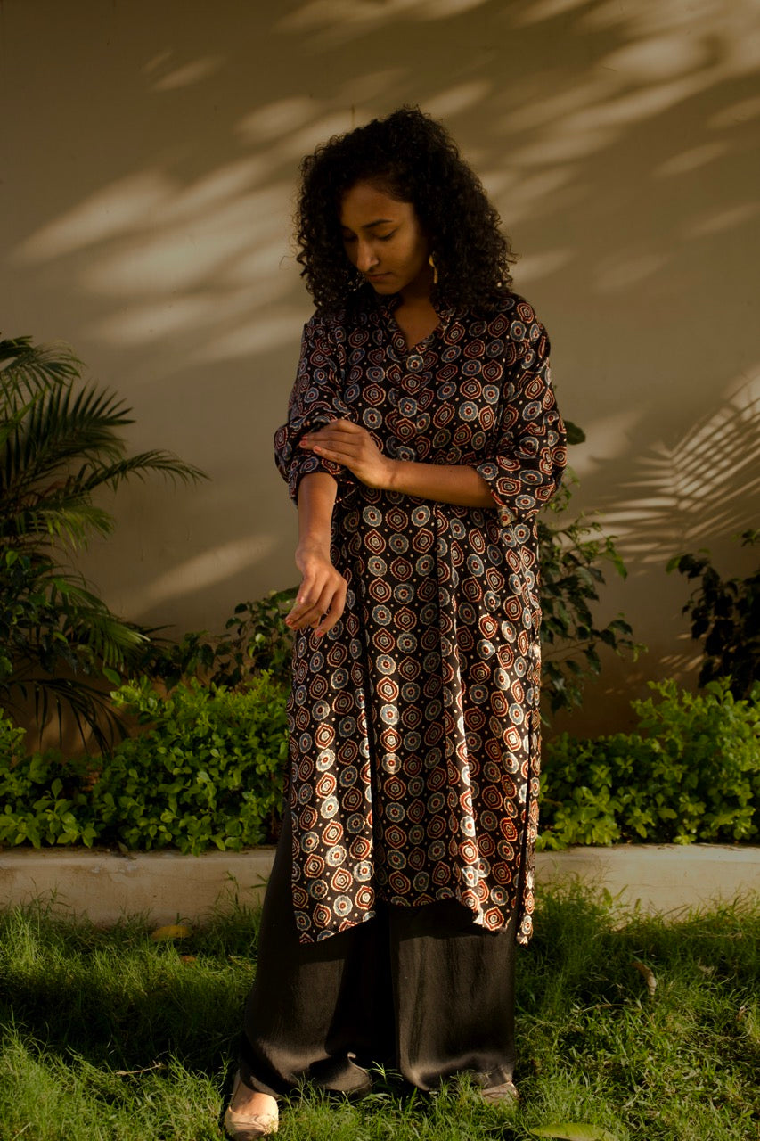 Ramin - Black Handblock Unisex Silk Kurta