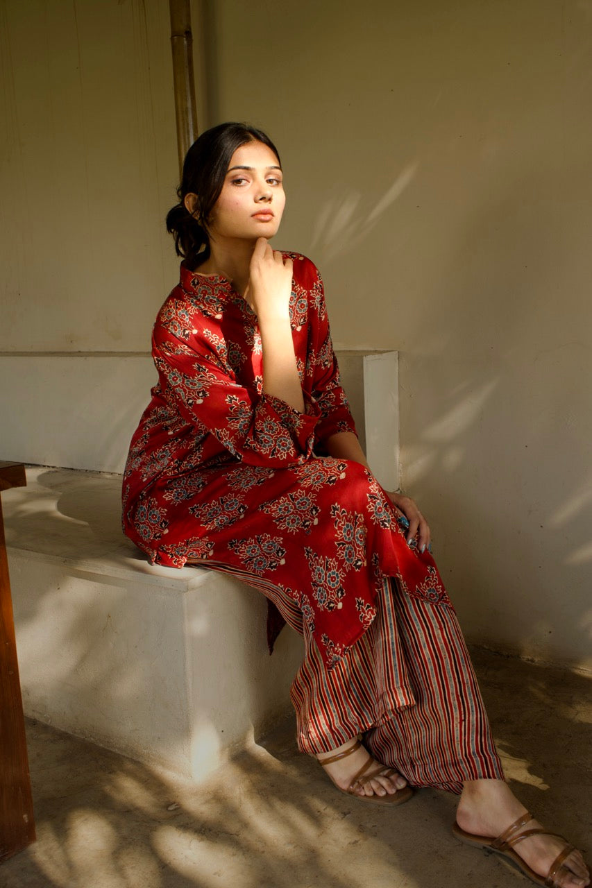 Gulnaar - Red Unisex Silk Kurta Set